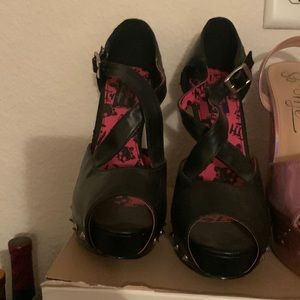 Gorgeous Abby Dawn black heels